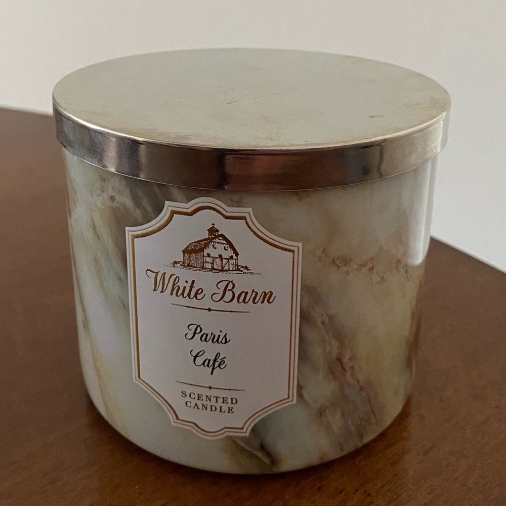 Bath & Body Works Paris Cafe candle